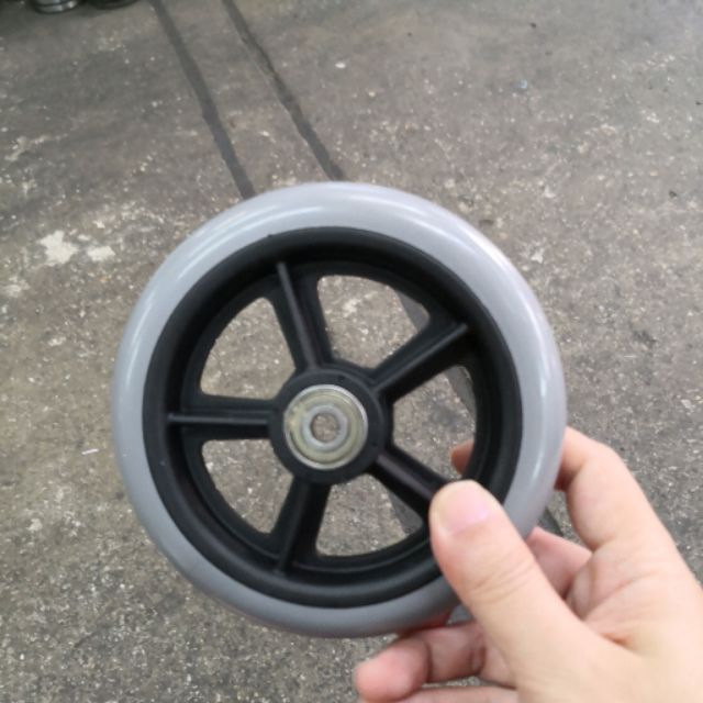 ล้อหน้าวีลแชร์​ 5นิ้ว