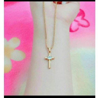 Cross necklace necklace