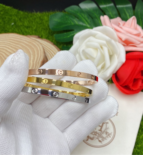 พร้อมส่ง กำไลรุ่งเลฟ รอบวง58mm แฟชั่นหน้าบางแบบlove หญิง