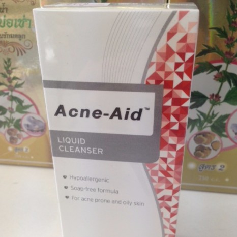 acne aid   cleanser 100  ml.