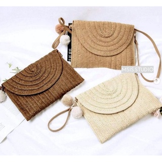 กระเป๋าสาน Crossbody สาย PU ปรับระดับได้ มี 3 สี (แถมปอมปอม)