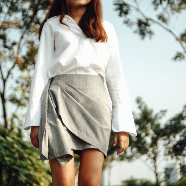 Lagom. Asymmetric Skirt - Light Gray