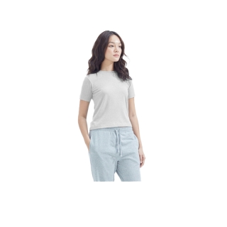 CIRCULAR เสื้อยืดคอกลม ผู้หญิง แขนสั้น Women T-Shirt สีเทาอ่อน Cloud ผลิตจากวัตถุดิบรีไซเคิล 100% ดีต่อสิ่งแวดล้อม