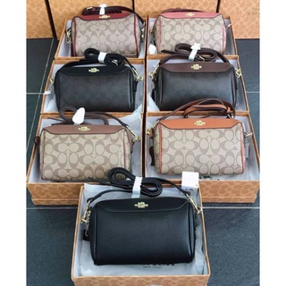 กระเป๋าสะพาย Coach 8" ทรงหมอน