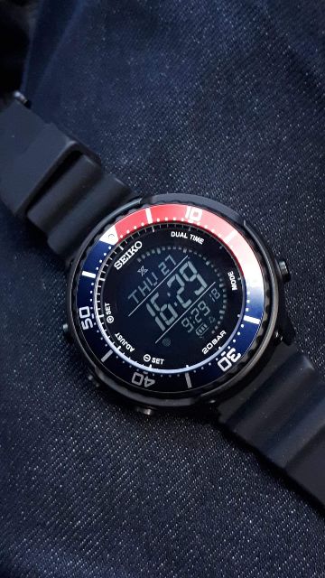 Seiko prospex cheap solar digital