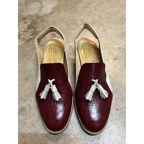 รองเท้าหนังวัวยี่ห้อ Favorite shoe by picha