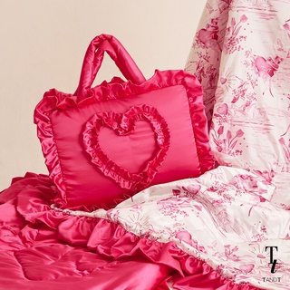 TandT - "HOLISTAY" TANDTxTULIP Printed Comforter ผ้าห่มนวม พิมพ์ลาย เย็บกดลาย หัวใจ ตกแต่ง รูดระบาย พร้อม กระเป๋า