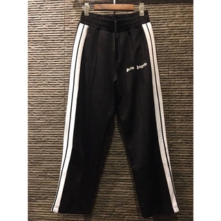 PALM ANGELS CLASSIC LOGO STRIPE BLACK TRACK PANTS กางเกงวอร์มขายาว เอวยางยืด สีดำ แถบข้างสีขาว แบรนด์ปาล์มแองเจิ้ล สกรีน