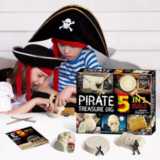 Pirate treasure dig ล่าสมบัติกันกับที่ขุดหาสมบัติโจรสลัด ในกล่องจะมี 5 ก้อนให้ขุด แล้วลุ้นว่าจะได้อะไร สนุกมากๆค่ะ