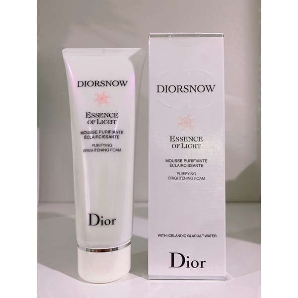 Dior snow essence of light purifying brightening foam 110 g โฟมล้างหน้าเนื้อนุ่มที่ช่วยล้างคราบเมคอัพและสิ่งสกปรก