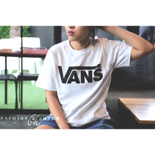 เสื้อยืดแฟชั่น Vans สีขาว