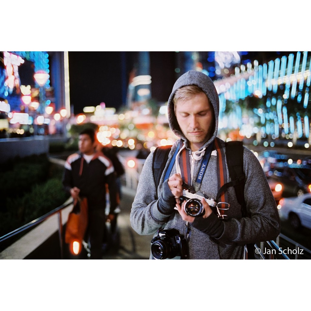 ฟิล์มสี CineStill 800 Tungsten 35mm 36exp Color Film ฟิล์มถ่ายรูป 35มม. 135 ฟิล์มหนัง ฟิล์ม 800T