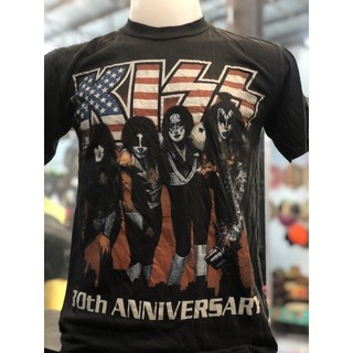 เสื้อวงKiss 3D t-shirt เสื้อยืดคอกลม เสื้อสไตล์วิเทจเสื้อยืดสีดำ