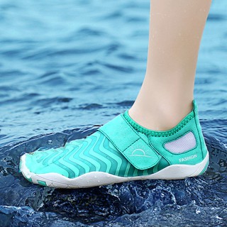 Hot Tide Beach Shoes อุปกรณ์ดำน้ำอุปกรณ์ดำน้ำถุงเท้าผู้ชายและผู้หญิงถุงเท้าชายหาดลื่นรองเท้าว่ายน้ำ Men/Women  Sandals