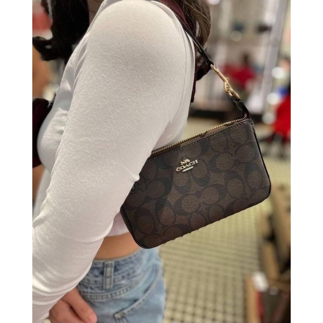 Coach แท้100%จากอเมริกา (กรุณาทักแชทก่อนสั่งซื้อ) 👉ปล. ราคาปรับขึ้น-ลง ตามShop Coach อเมริกา