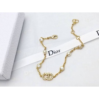 สร้อย​ข้อมือ​ dior ชุปทอง​ 18​K​แต่งด้วยคริสตัล+เพชรcz