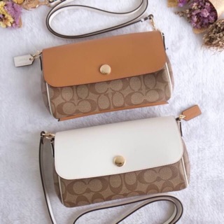 Coach signature reversible crossbody กระเป๋าโค้ชรูบี้ฝากระเป๋าสลับด้านกลับสีได้ เปลี่ยนลุคได้ทุกวัน