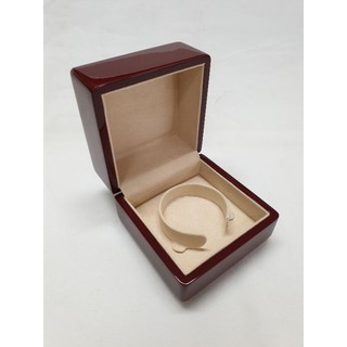 กล่องกำไลไม้ขัดมัน / wooden bangle box