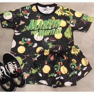 เซทเสื้อยืด &amp; กางเกงขาสั้นลายMarvin the martian