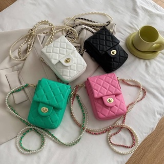 Chanel crossbody bag กระเป๋าสะพาย กระเป๋าสะพายข้าง กระเป๋าแฟชั่น เกรดพรีเมียม งานเนียบ เรียบหรู สวย ใช้ได้ทุกวัน ราคาถูก