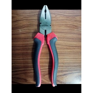 คีมปากจิ้งจก คีมปากจระเข้ ขนาด 7นิ้ว ยี่ห้อ คราวน์  (CROWN) ด้ามสีดำ - แดง COMBINATION PLIERS (สินค้าแท้100%) by JHW