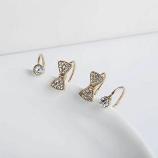 ต่างหูหนีบรูปโบว์ • Bow Ear cuff