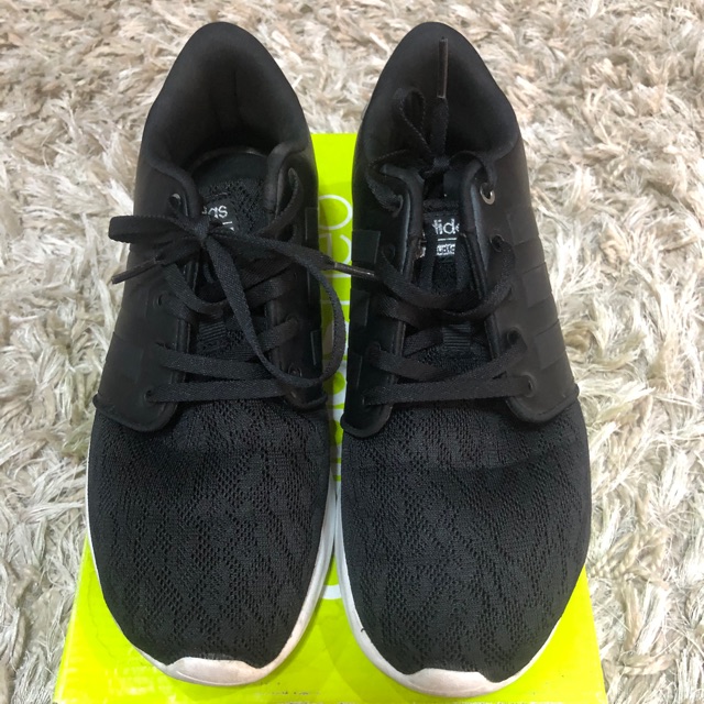 Adidas neo รุ่น Cloudfoam QT Racer W