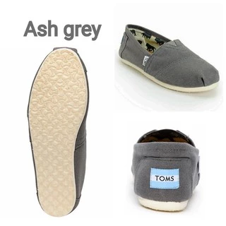 งานดีที่สุด!! เติมของเพิ่มแล้วจ้า TOMS คลาสสิก สลิป-ออน
