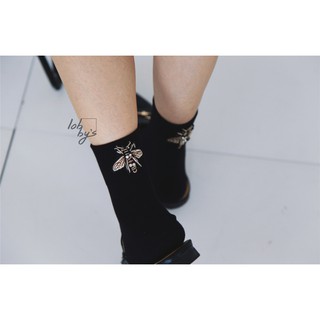 bee socks พร้อมส่งถุงเท้าปักตัวผึ้ง