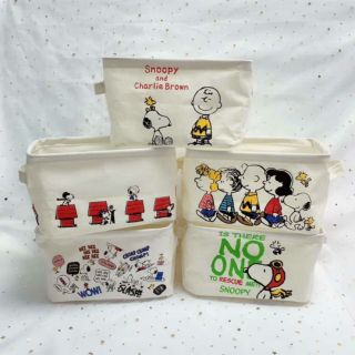 ตะกร้าผ้าสำหรับใส่ของ Snoopy