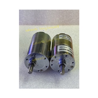 Motor gear 12vdc,24vdc สามารถเลือกใช้ แกนกลาง หรือ แกนข้างได้ เพลา 6mm. มีความเร็วตั้งแต่ 5~1,000rpm.