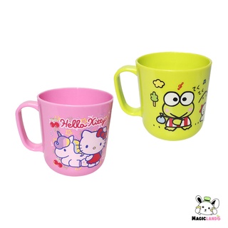 Cup Mug Hello Kitty Keropii Sanrio Variant แก้วมัคเฮลโลคิตตี้ กบเคโระ ลายการ์ตูนซานริโอ แก้วน้ำพลาสติกมีหูจับ