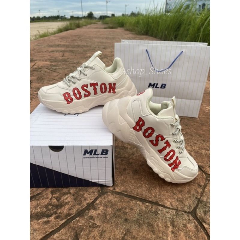 รองเท้าBostonแฟชั่น​ลดราคามีจำนวนจำกัด