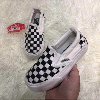 รองเท้าของเด็ก Vans มีของนะค่ะ