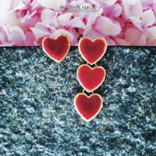 Korea Cute Triple Heart Earrings : ต่างหู ตุ้มหู เกาหลี หัวใจ กำมะหยี่ น่ารัก