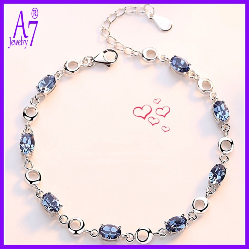 S925 เงินฝัง Navy Blue Topaz สร้อยข้อมือคริสตัลหญิง