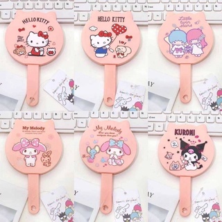 กระจกพร้อมหวี sanrio character