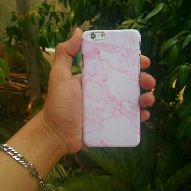 P08 : เคสลายหินอ่อนสีชมพู