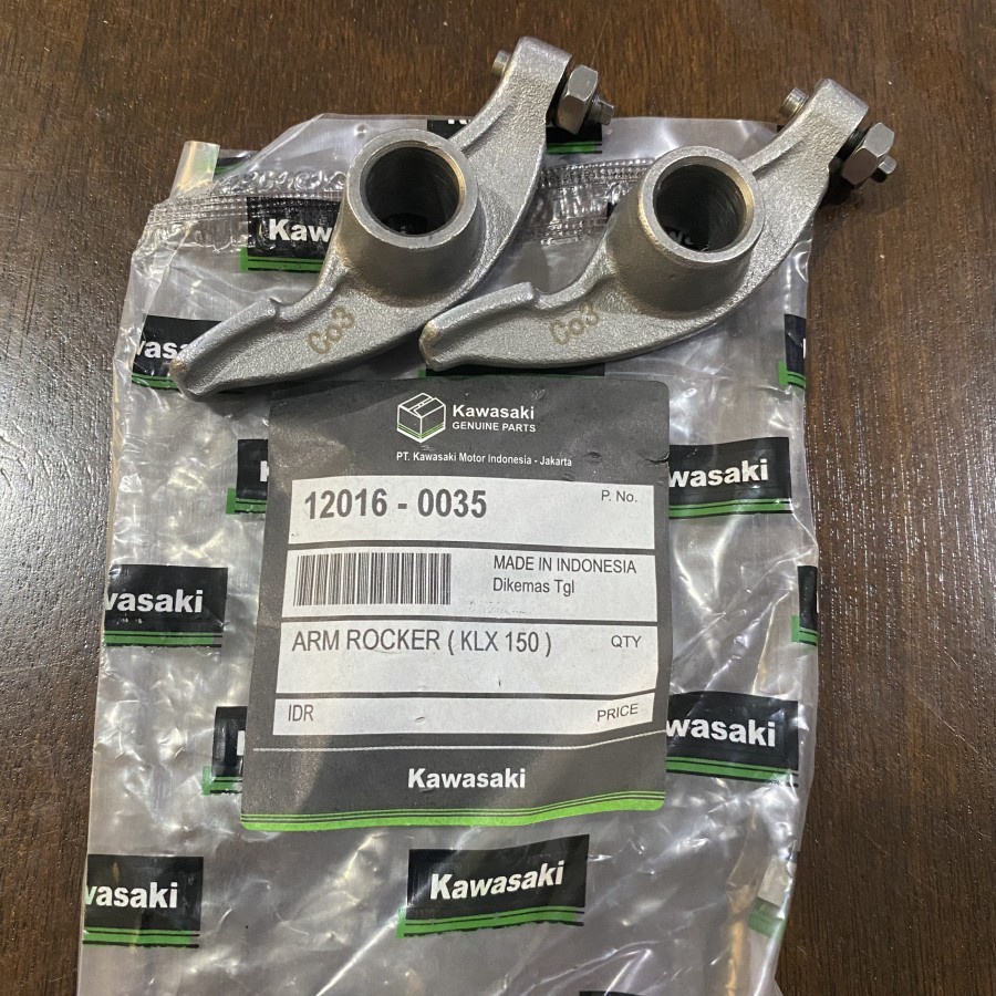 KLX TRIGGER 150 DTRACKER D-TRACKER ROCKER ARM VALVE PLATUK OLD NEW IN EX มอเตอร์