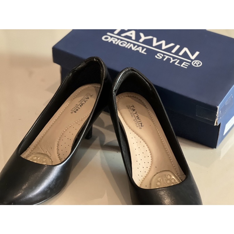 รองเท้าคัชชูหนัง TAYWIN