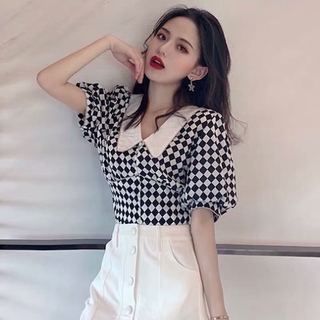 เสื้อสีพื้นแขนสั้นคอวีกระดุมเชียงดีเทลจับจีบรอบเอวงานสวยหรูดูดีสีสันสดใสผ้านิ่มใส่สบาย849