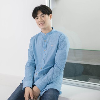 (NO XL) ISSARA Original เสื้อเชิ้ตชาย คอจีน ทรงตรง ฟ้าน้ำทะเล origami ship