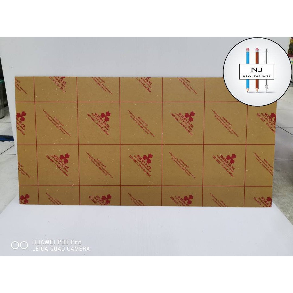 แผ่นอะคริลิกใส อะคริลิคราคาถูก 1 มิล, 2 มิล, 3มิล , 4 มิล 30*60 cm. อะคริลิค อะคริลิกใส งานDIY งานฝี