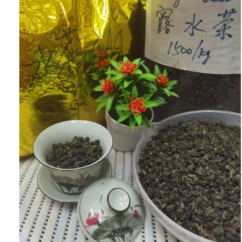 สดใหม่👍🏻ชาอู่หลงชาน้ำค้างชาใบอ่อน อย่างดี AAA（乌龙露水茶）ชะลอความแก่ ปรับปรุงระบบหัวใจและหลอดเลือด บรรเทาความมัน