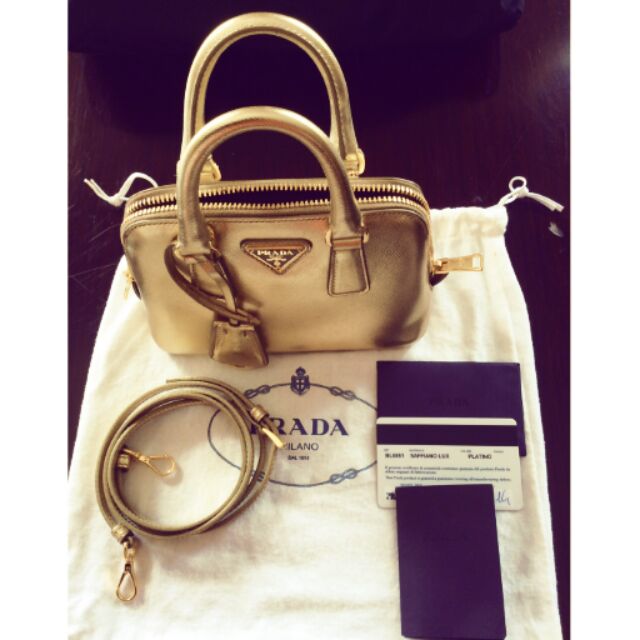 Prada alma mini สีทอง หายาก