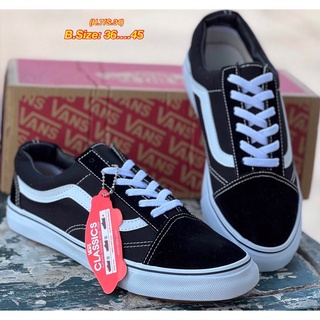 รองเท้าผ้าใบ Vans แบบผูกเชือก