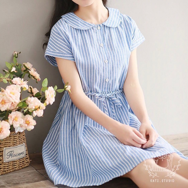 kati.studio เดรสสั้นสีฟ้าลายทาง