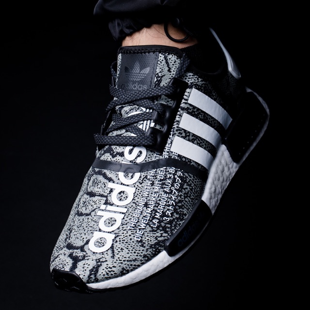 海外限定 アディダス ADIDAS スニーカー amym.com.ar