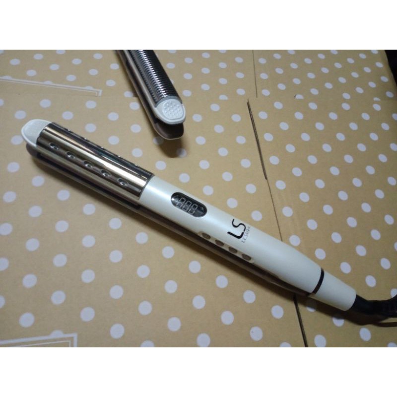 **มือสอง Lesasha เครื่องหนีบผม Wet2Straight Glamour (LS1027)