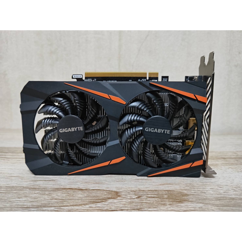 การ์ดจอ RX550 2GB Gigabyte มือสอง! (แรงใกล้ๆกับGTX750ti)